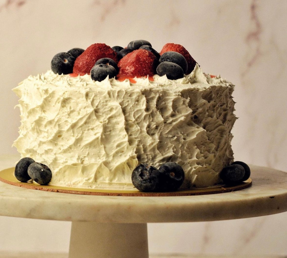 Berry Chantilly Cake