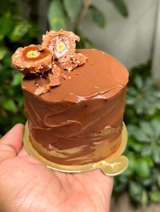 Ferrero Rocher Mini Cake