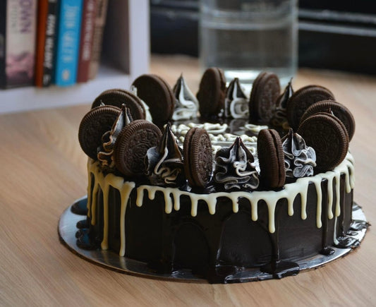 Oreo Truffle Cake